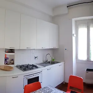https://la-casetta-degli-zii.hotelitalianriviera.com