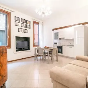 Casa Delle Botteghe Venezia